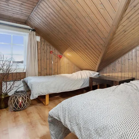 Holiday home Awesome In With Sauna Svingvoll